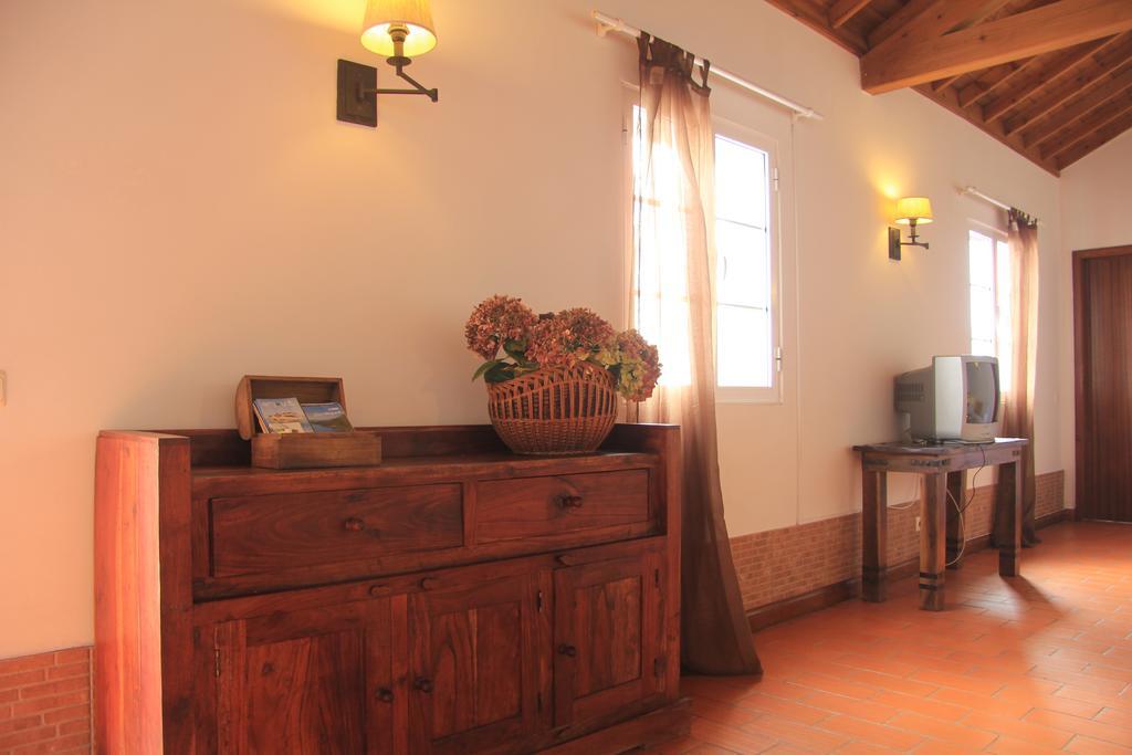 Santana Houses Rabo de Peixe Phòng bức ảnh