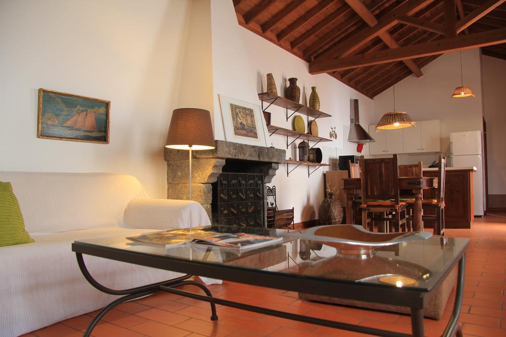 Santana Houses Rabo de Peixe Phòng bức ảnh