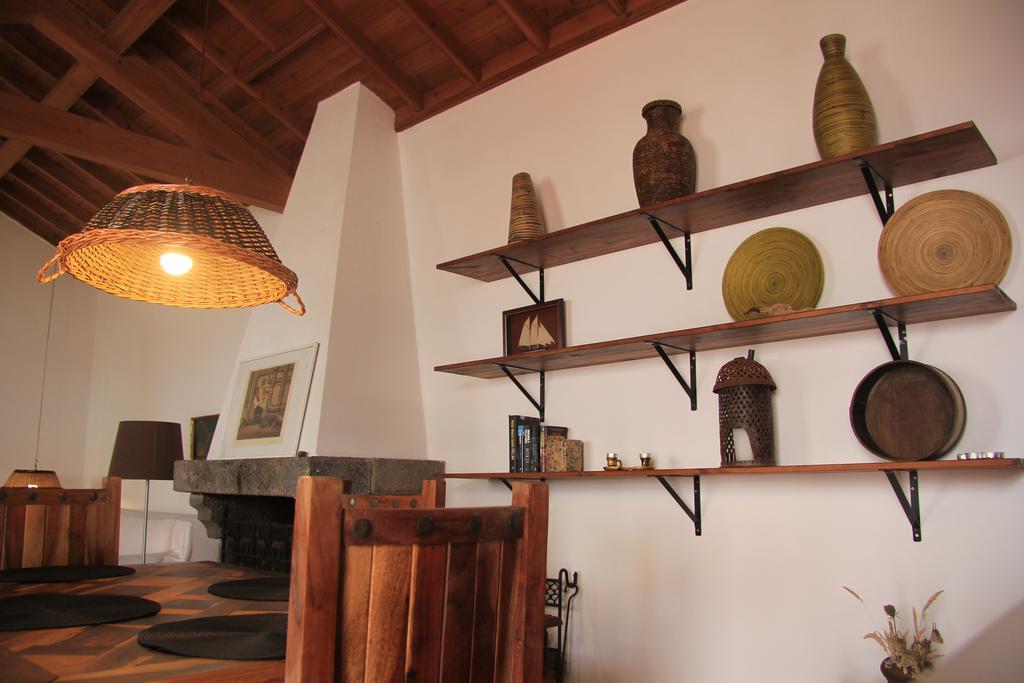 Santana Houses Rabo de Peixe Phòng bức ảnh