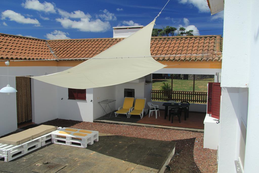 Santana Houses Rabo de Peixe Phòng bức ảnh