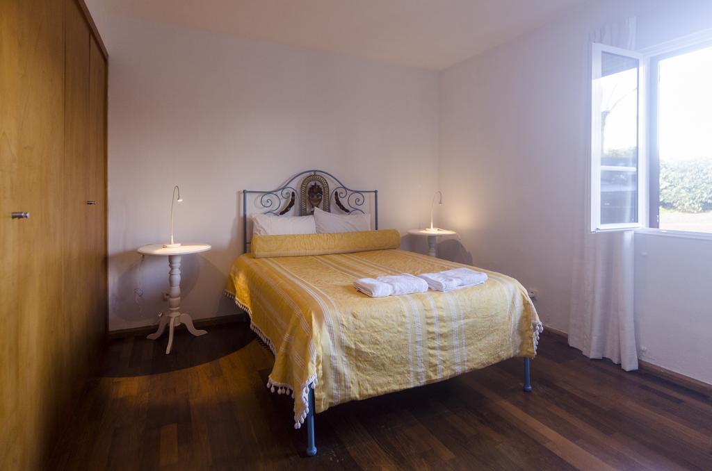 Santana Houses Rabo de Peixe Phòng bức ảnh